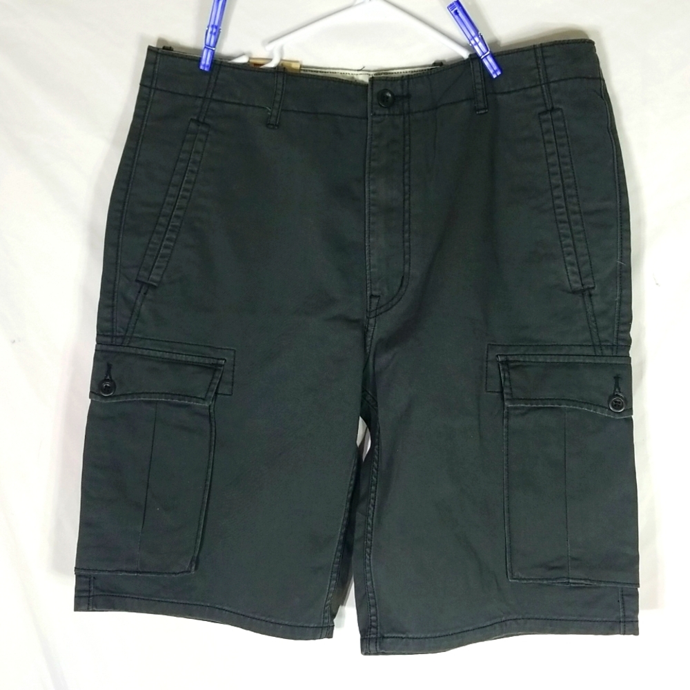 Levi's Men's Carrier Cargo Shorts waist size 33